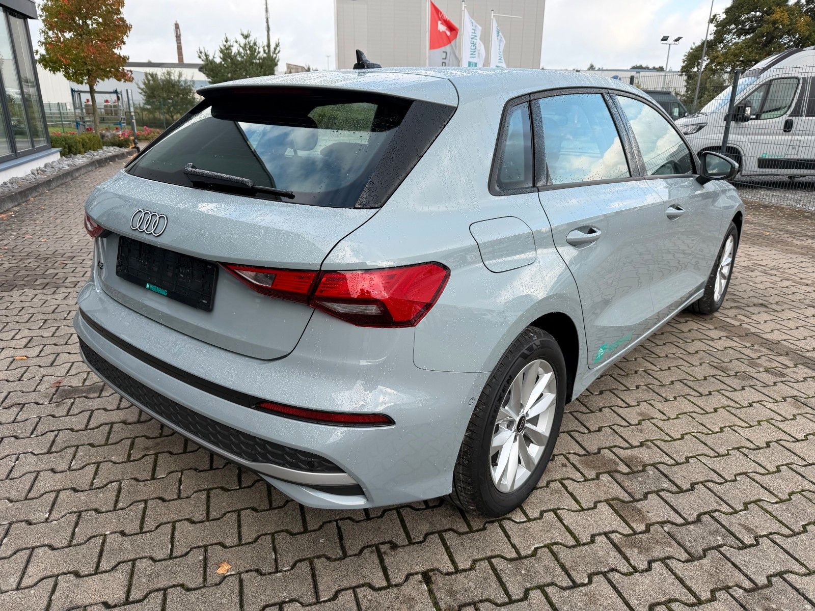 Fahrzeugabbildung Audi A3 Sportback 35 TFSI S Tronic LED