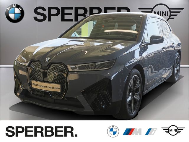 BMW iX xDrive40, Sportpaket, Laser, ParkAss+, DrivAs