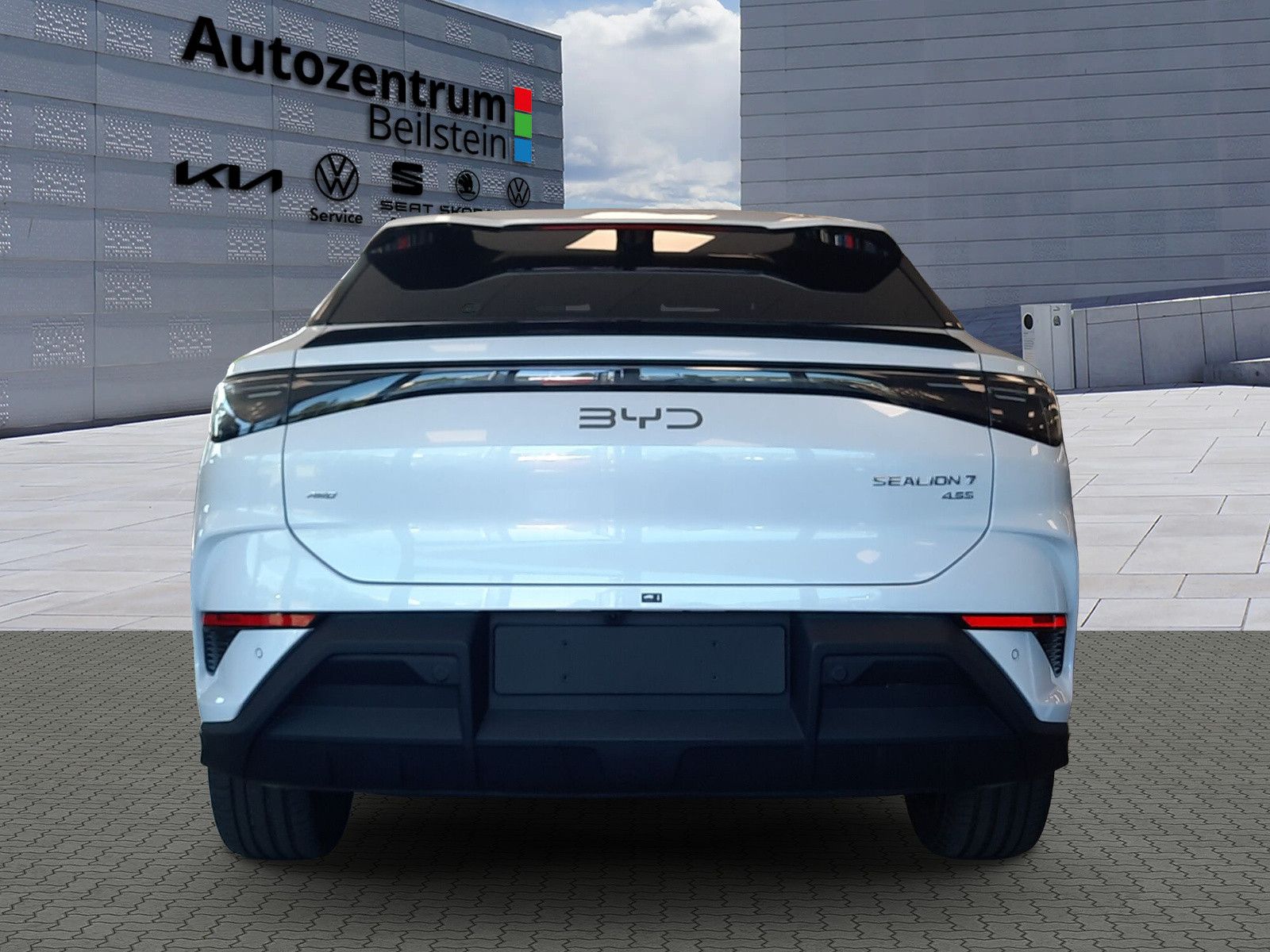 BYD SEALION 7