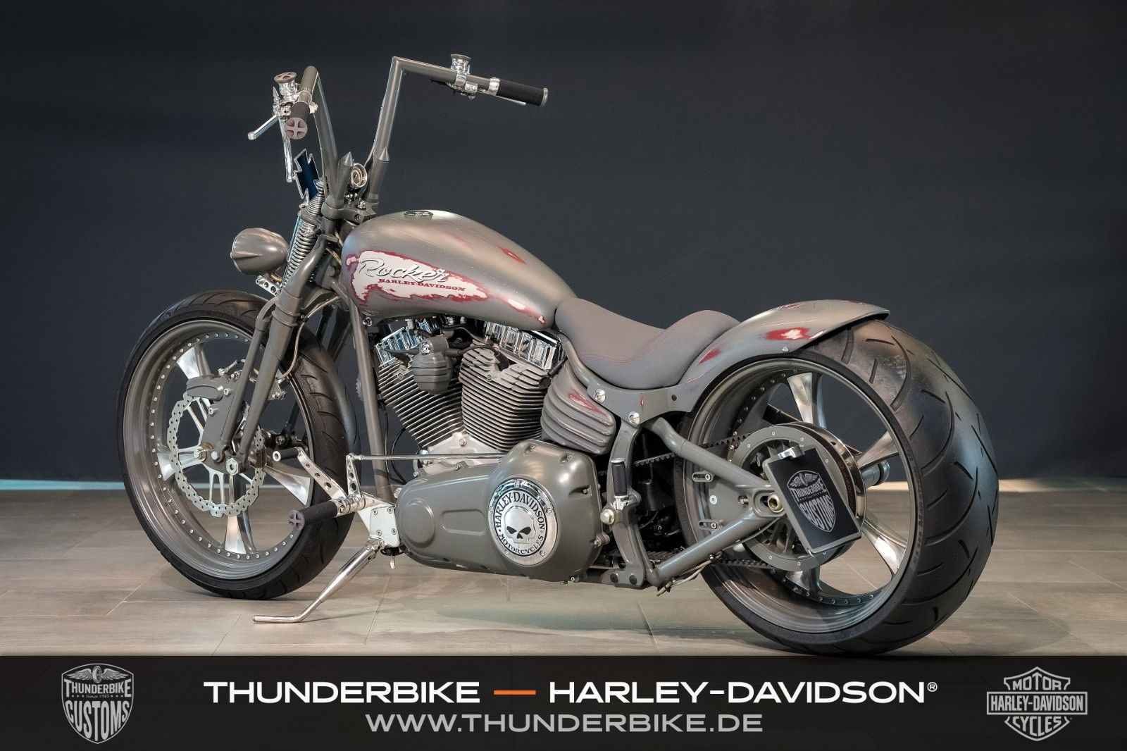 Harley-Davidson Softail FXCW Rocker C gebraucht Thunderbike