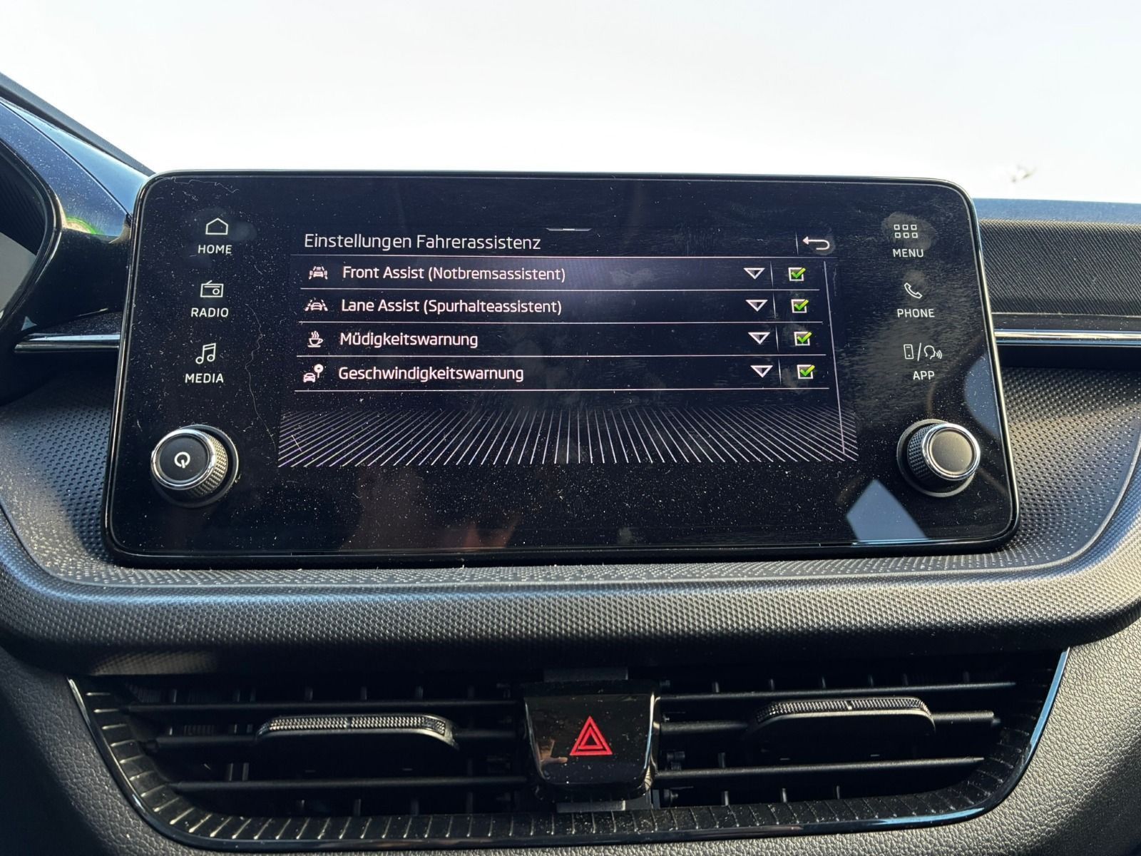 Fahrzeugabbildung SKODA Fabia Essence