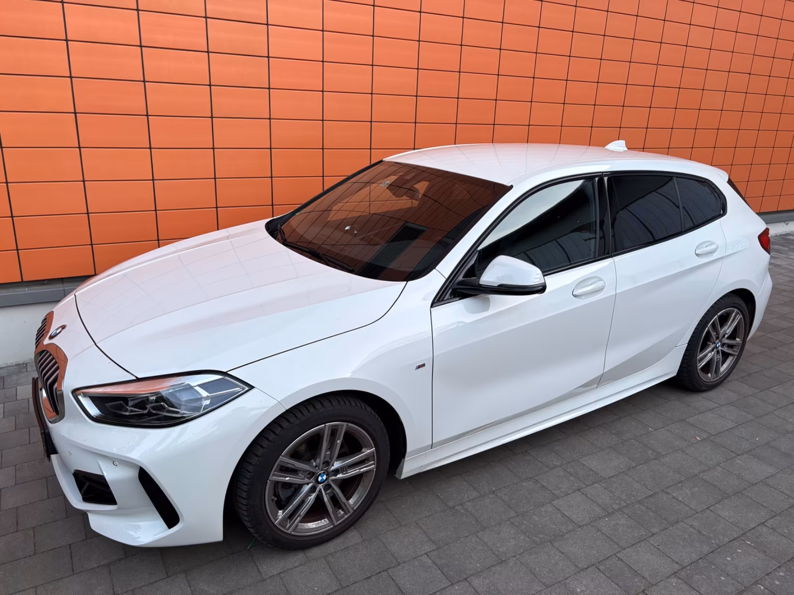 BMW 118 i M Sport Steptronic Navi ELD Lenkradheizung