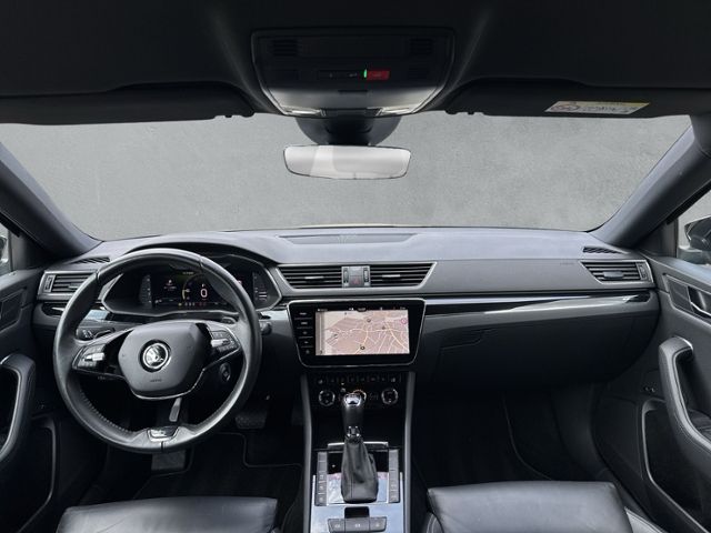 Superb Combi 2.0 TDI DSG L&K LED+NAVI+KAMERA+ACC