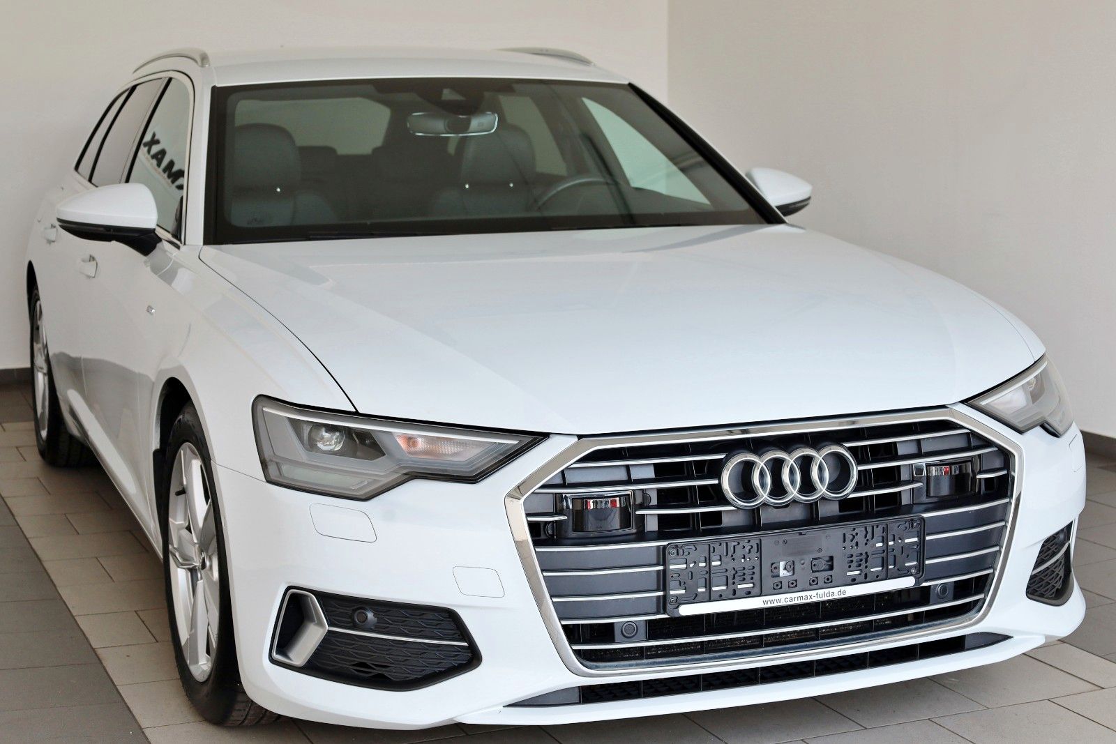 Fahrzeugabbildung Audi A6 Avant 40TDI S Line T.Leder,Navi,LED,Kamera,WR