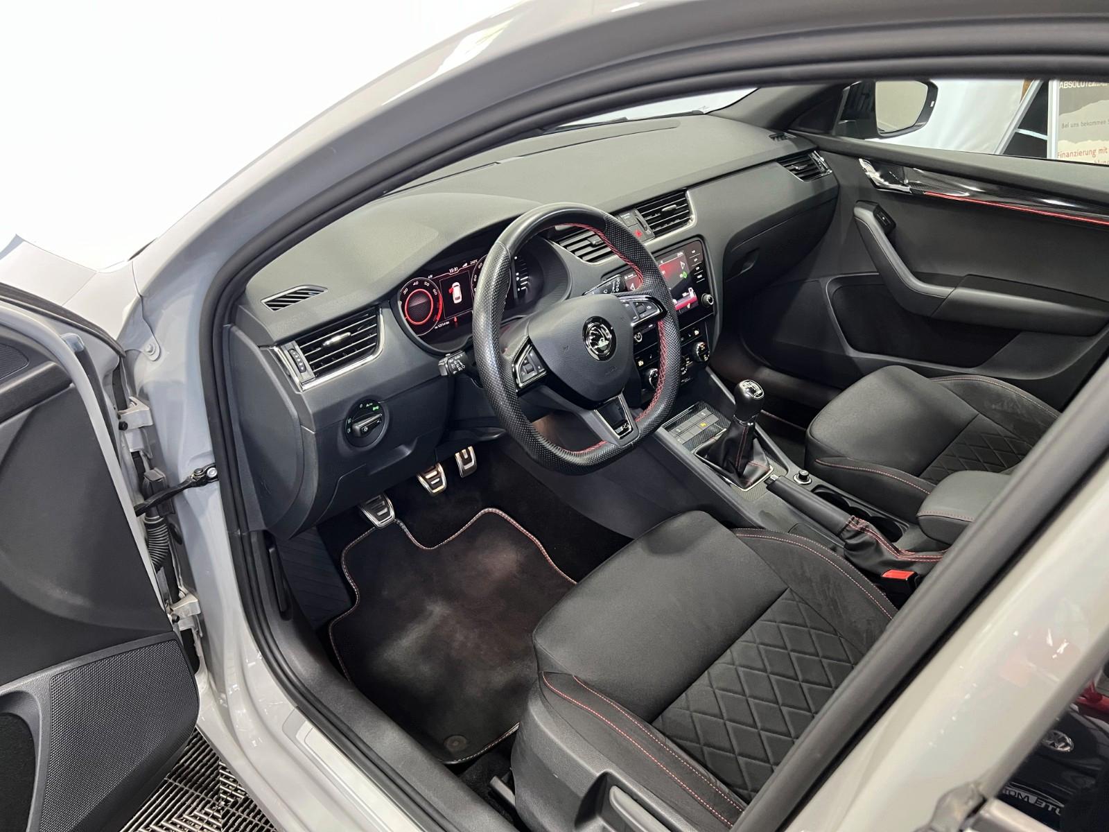 Skoda Octavia Combi RS 245 *1.Hd *5 Jahre Garantie