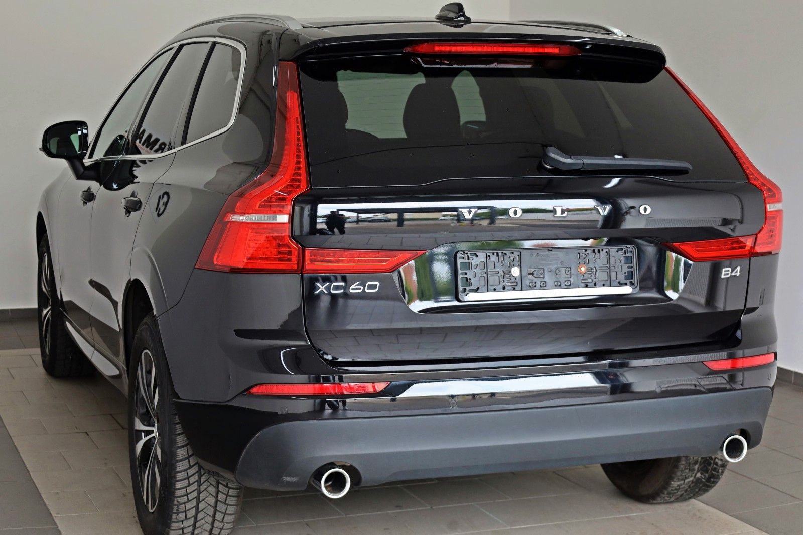 Fahrzeugabbildung Volvo XC 60 Momentum Pro Geartr.Leder,Navi,SH, Kamera
