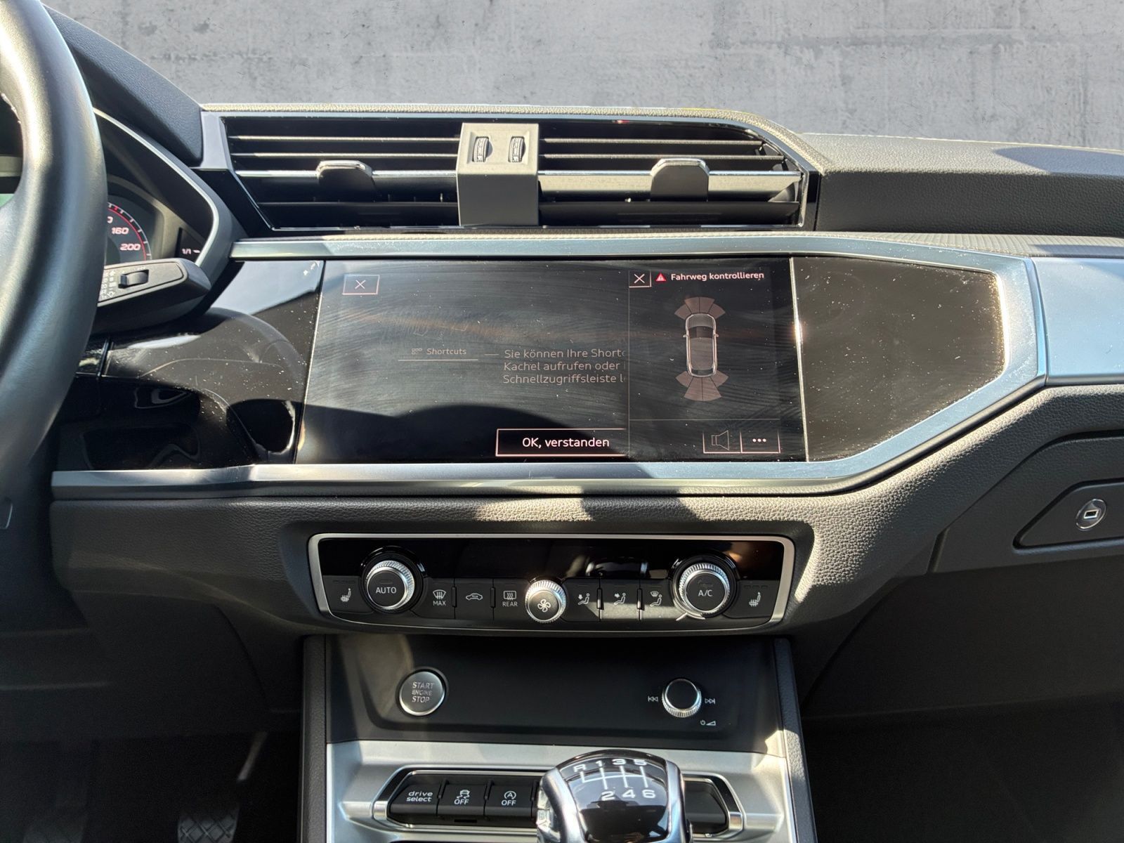 Audi Q3 Sportback 35 TFSI LED NAV SHZ DAB 2xPDC LM17 foto 11