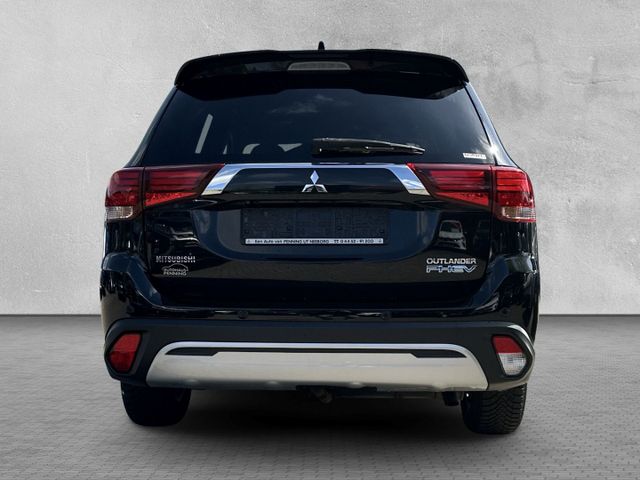 Outlander PHEV Intro Edition 4WD LED Kamera NAVI