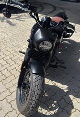 Indian Scout Bobber Thunder Black Smoke - INDIAN SCOUT Motorrad