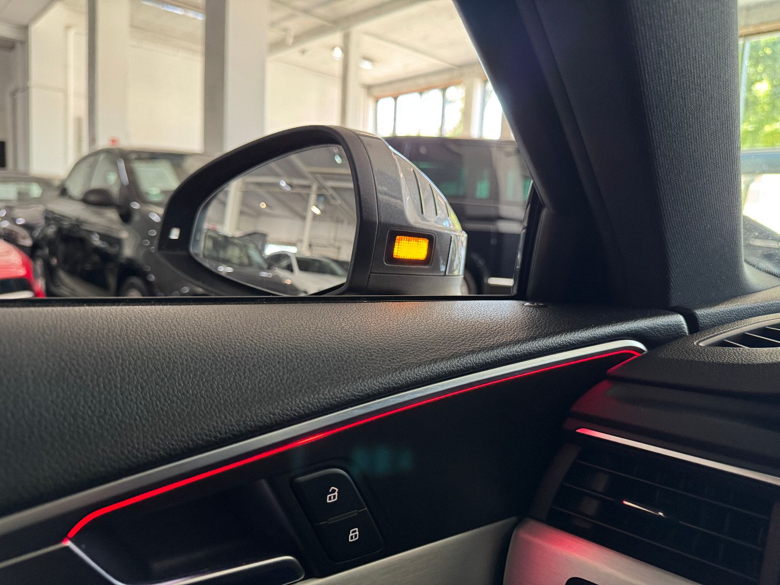 Fahrzeugabbildung Audi A4 2.0 TFSI S-TRONIC 3X-SLINE VIRTUAL LED VOLL