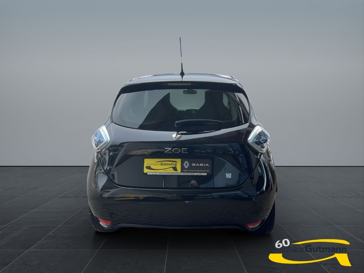 Fahrzeugabbildung Renault ZOE Intens R240 22 KW/h Batteriemiete Navi Klima