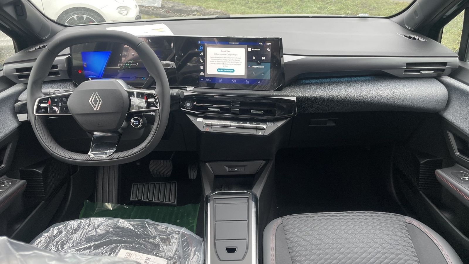 Fahrzeugabbildung Renault Clio Techno Full Hybrid E-Tech 160