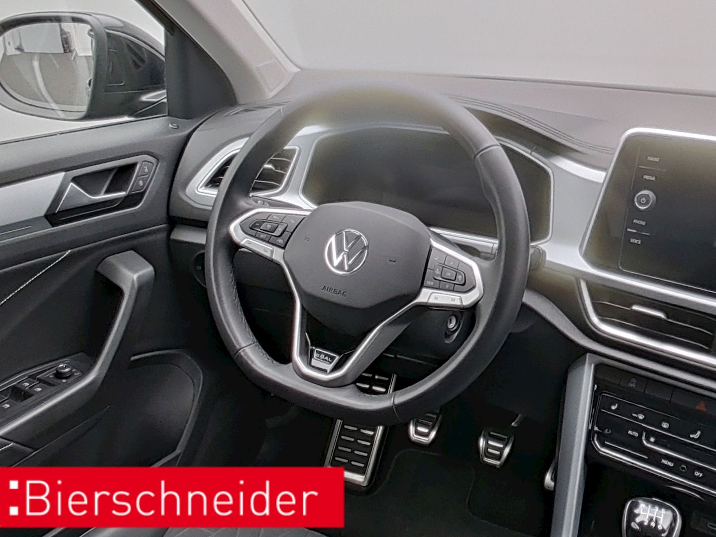 Volkswagen T-Roc - Bild 13
