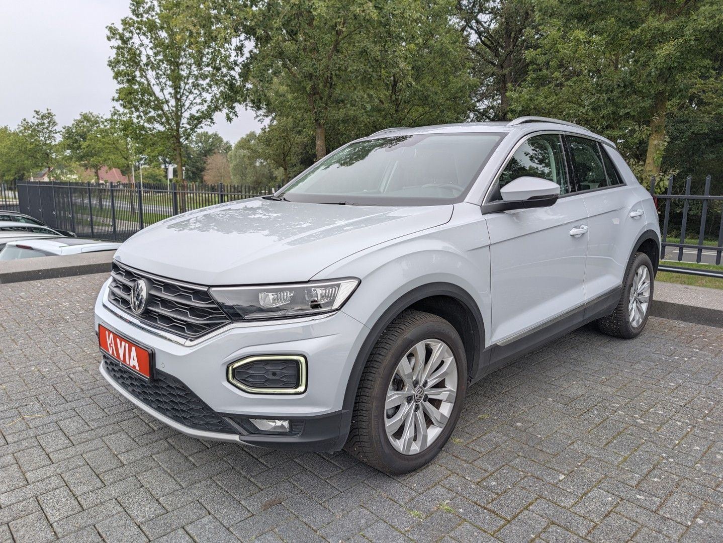 Volkswagen T-Roc 1.5 TSI | 150PK | SPORT | LED | kamera | V