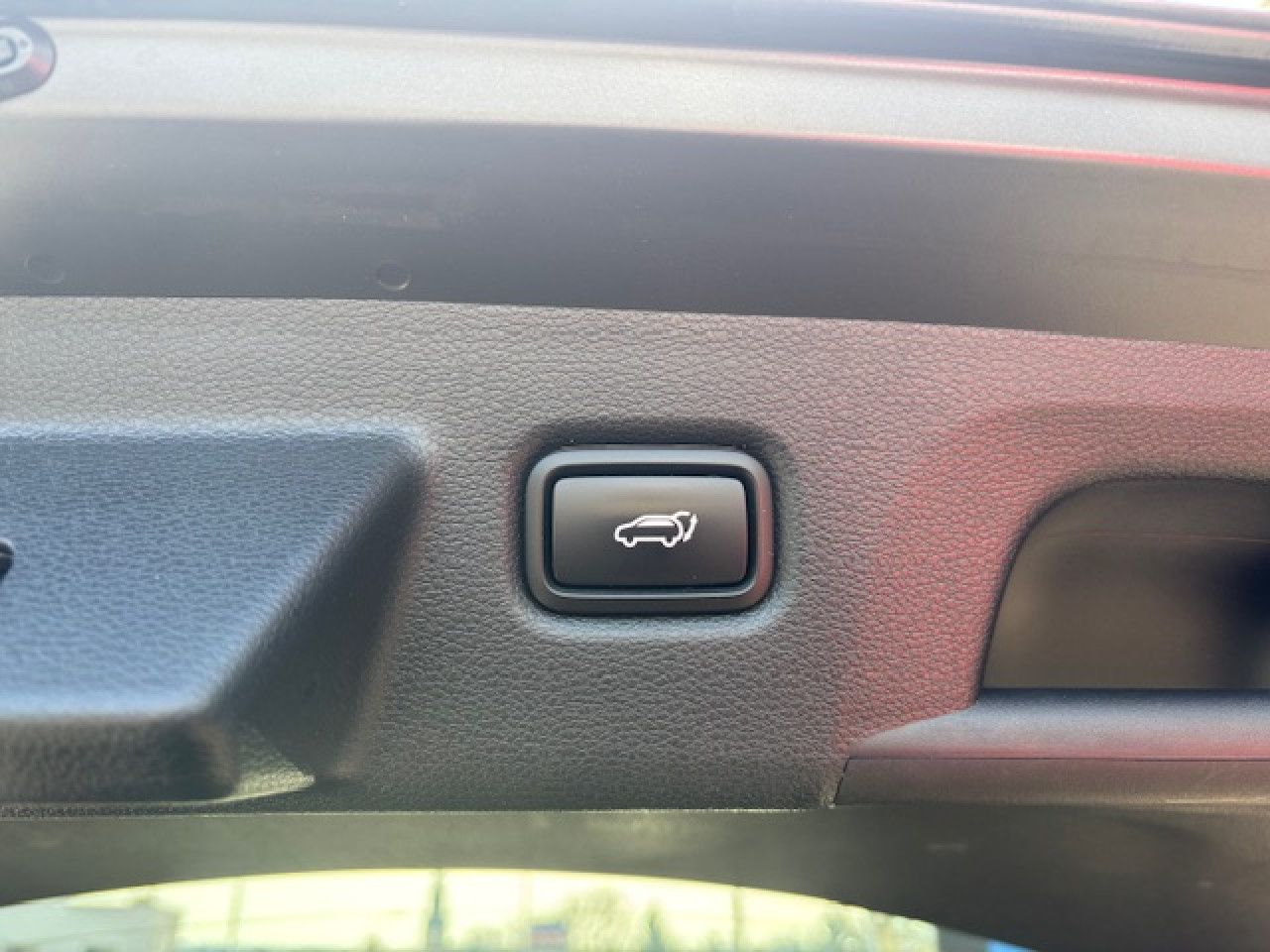 KIA XCeed 1.5 T-GDI PLATINUM EDITION Navi Pano