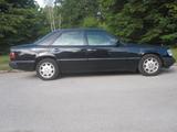 Mercedes-Benz 200 - Mercedes-Benz 200 aus 1993