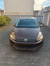 Volkswagen VW Touran Familienauto - : Van, Familienauto