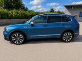 Volkswagen Tiguan Allspace Highline R-Line | 2.0 - blaue Volkswagen Tiguan Allspace