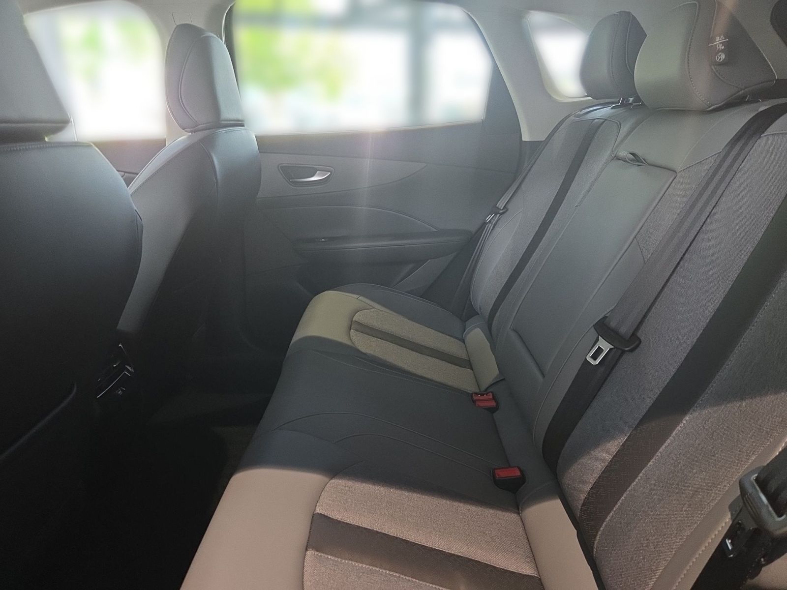 Fahrzeugabbildung MG MGS5 EV 64kWh LUXURY LONG RANGE *KLIMA*NAVI*SITZ