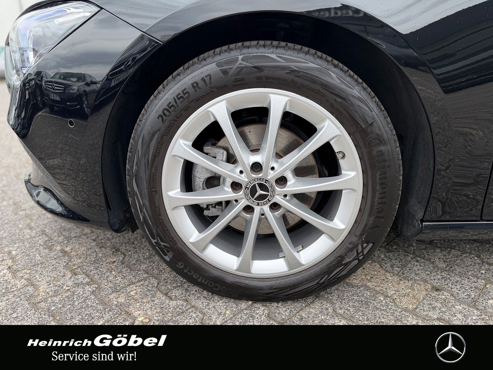 Fahrzeugabbildung Mercedes-Benz CLA 180 Progressive (EURO 6d)