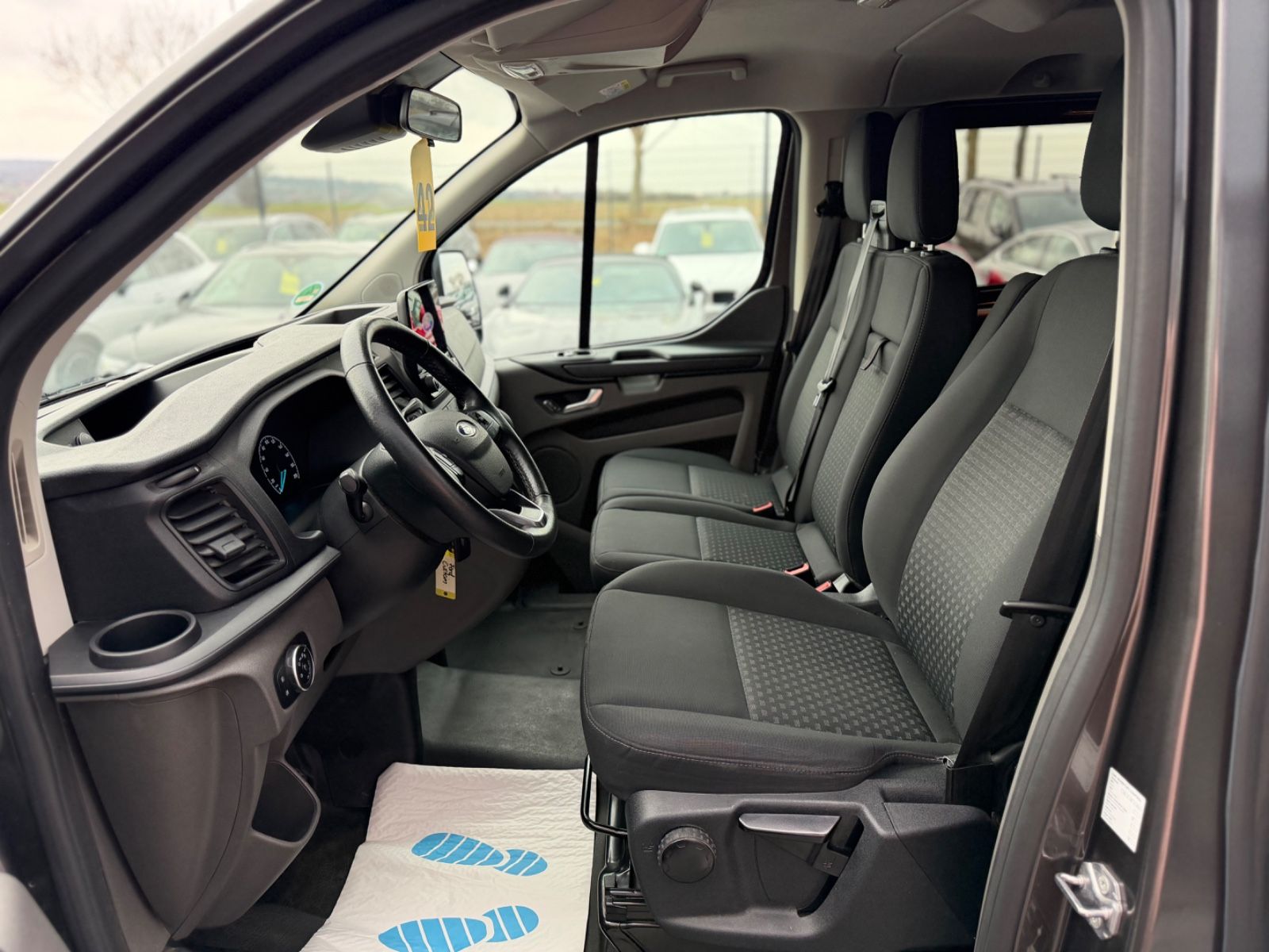 Transit Custom  2.0 TDCI Autom. 9 Sitzer