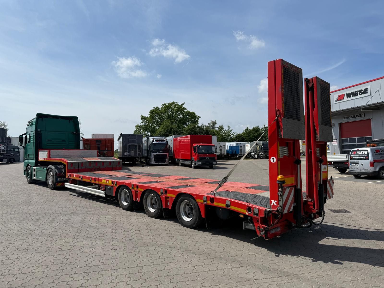 Fahrzeugabbildung Kässbohrer SLS.HS Tieflader mit hydr. Schwanenhals