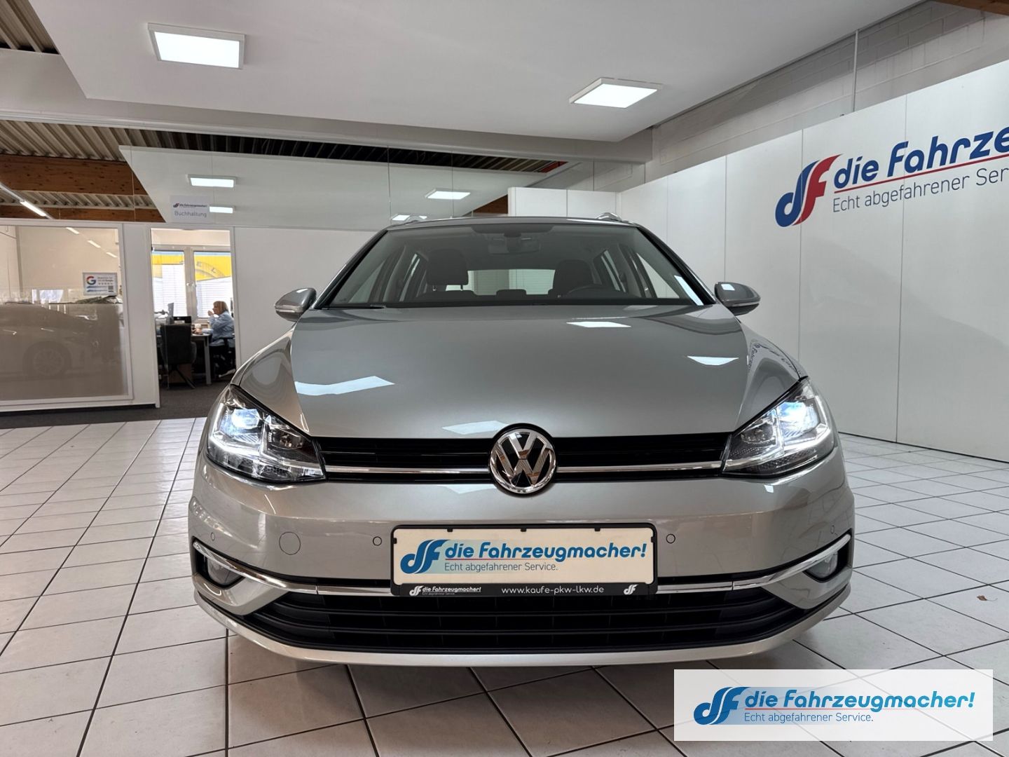 Fahrzeugabbildung Volkswagen Golf VII Variant Comfortline BMT Start-Stopp Mas