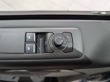 Ford Tourneo Custom 2.0 EcoBlue L1 Titanium