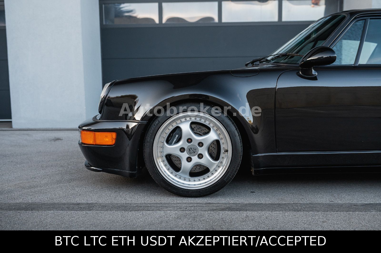 Porsche 964