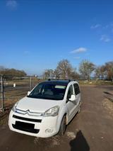 Citroën Berlingo Minicamper mit cleverem Ausbau und Dach