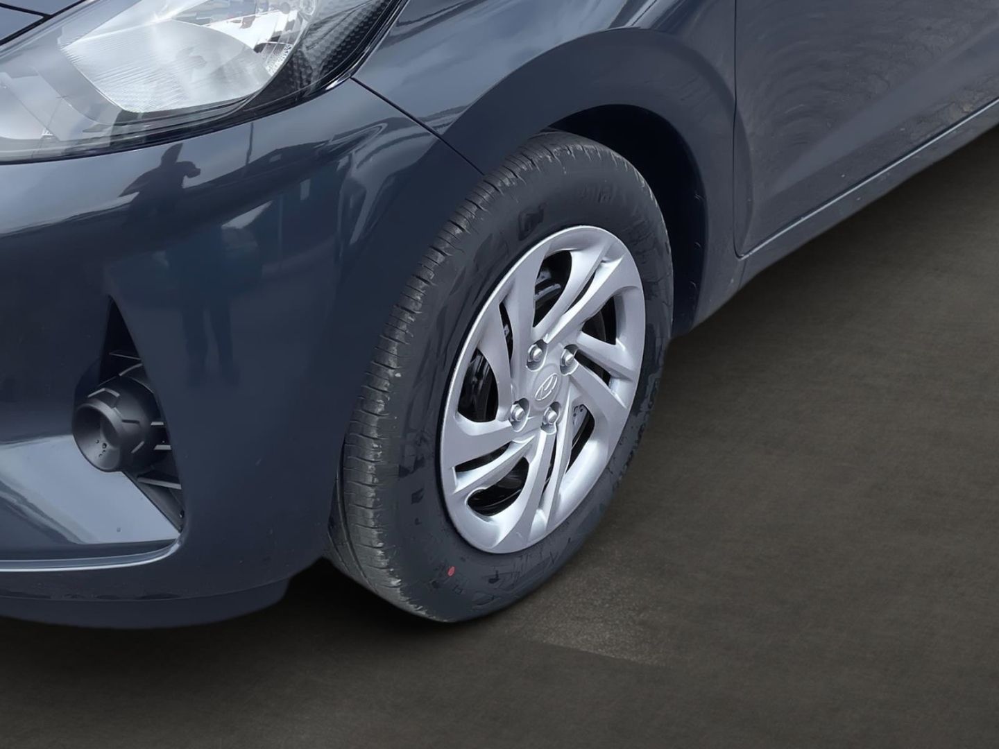 Fahrzeugabbildung Hyundai i10 1.0 Select Navigation Rückfahrkamera Klima