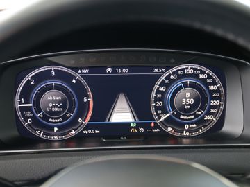 Volkswagen Golf Variant 1.6TDI DSG IQ DRIVE LED KAMERA ACC