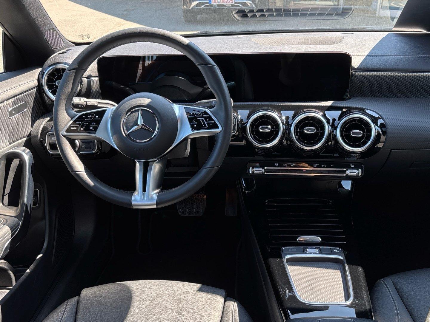Mercedes-Benz CLA 200 SB Panorama Rückfahrkamera MBUX LED, миниатюра 8