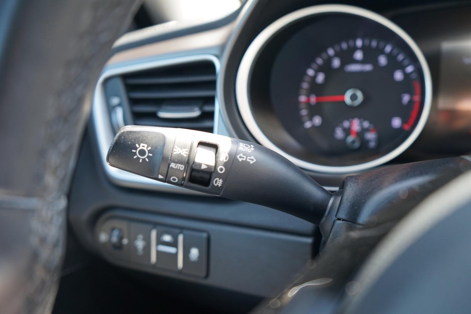 Kia Ceed SW 1.4 T-GDI Vision Sitzheizung Klimaaut.