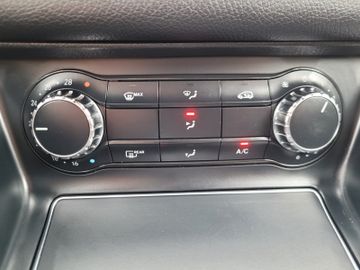 Mercedes CLA 200 Shooting Brake - 10