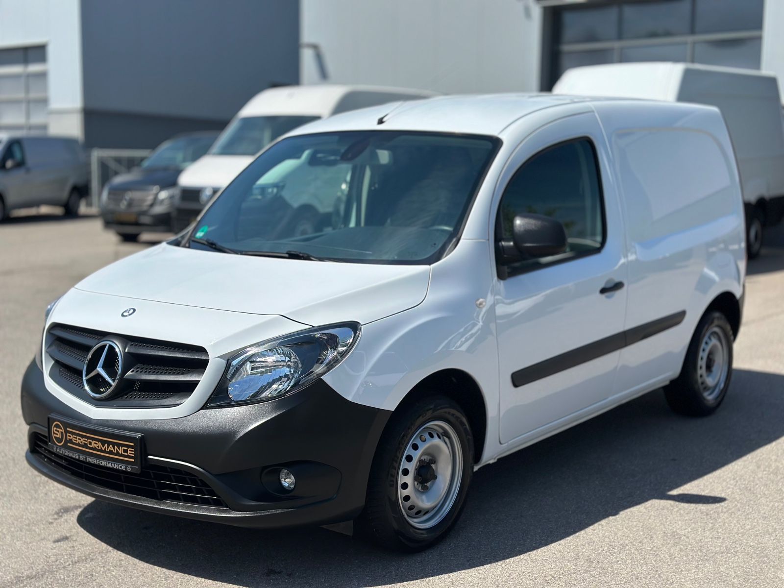 MERCEDES-BENZ Citan 109 CDI lang KLIMA KAMERA EURO6 1HAND PDC