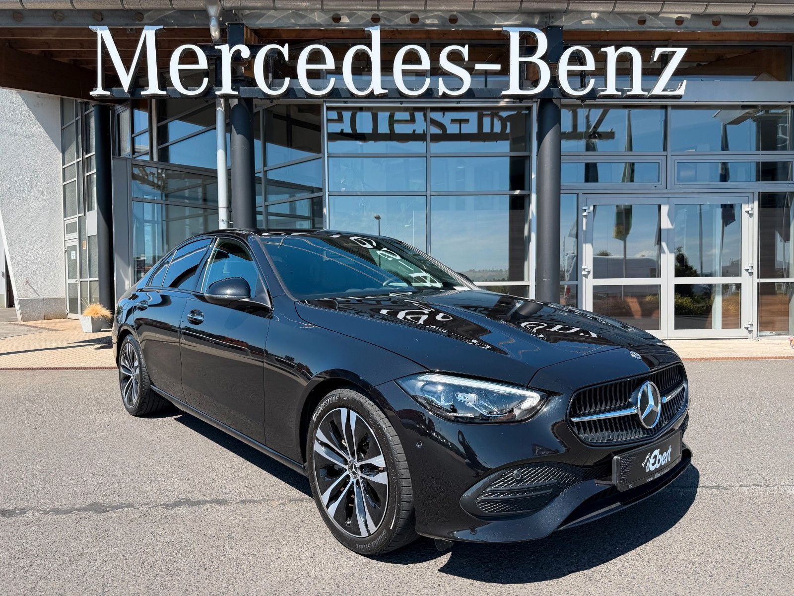 Fahrzeugabbildung Mercedes-Benz C 200 Avantgarde+Ambiente+RKamera+Memory+Night