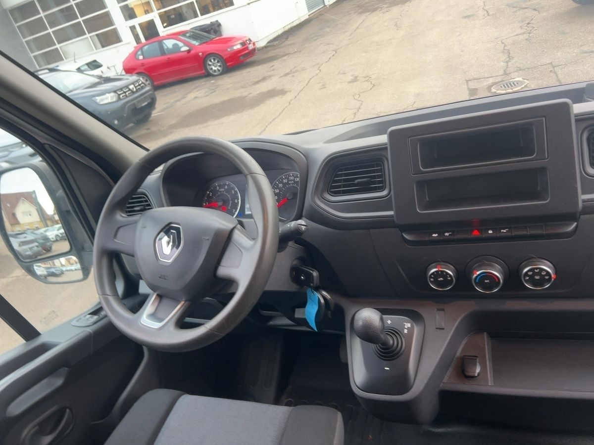 Fahrzeugabbildung Renault Master Kasten L2H2 3,3t dCi 150 Automatic AHK
