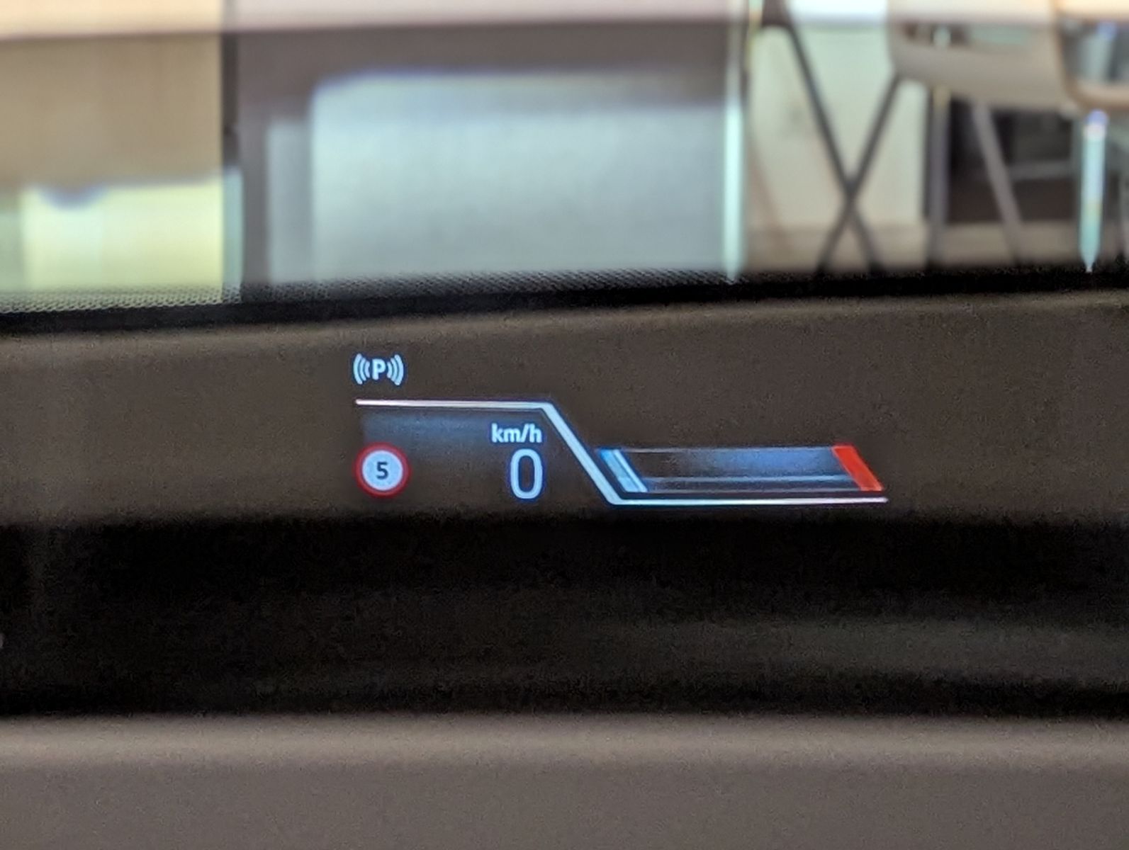 BMW 223 Active Tourer i xD M-Sport Pano H/K 360° AHK - Image 27