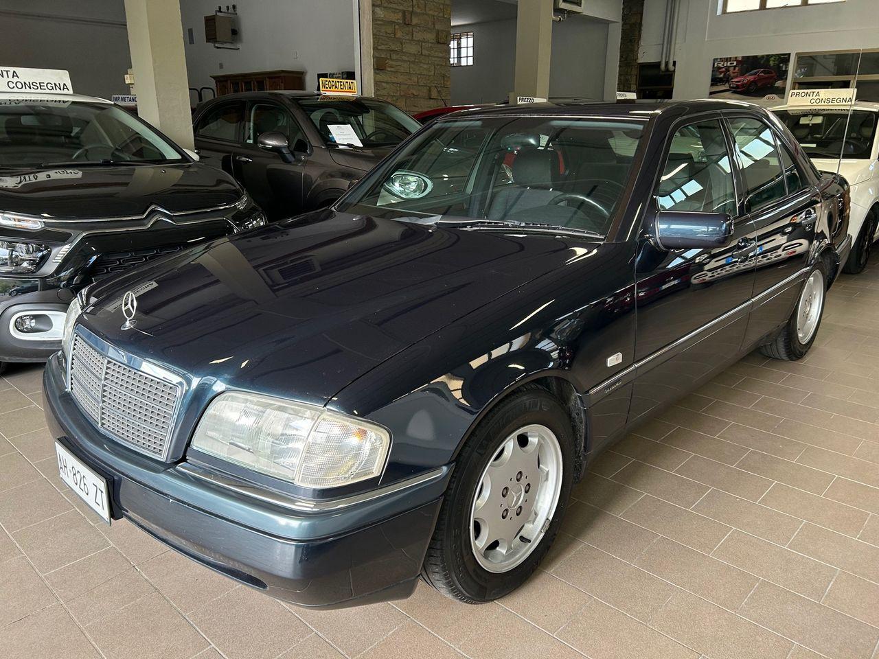 Mercedes-Benz C 200