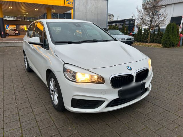 BMW 218d Active Tourer Automatik