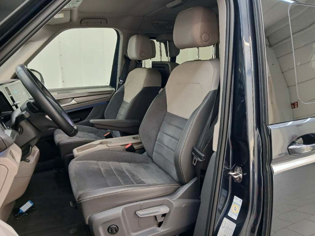 Fahrzeugabbildung Volkswagen T7 Multivan Style lang H&k vis-a-vis AHK ACC StH