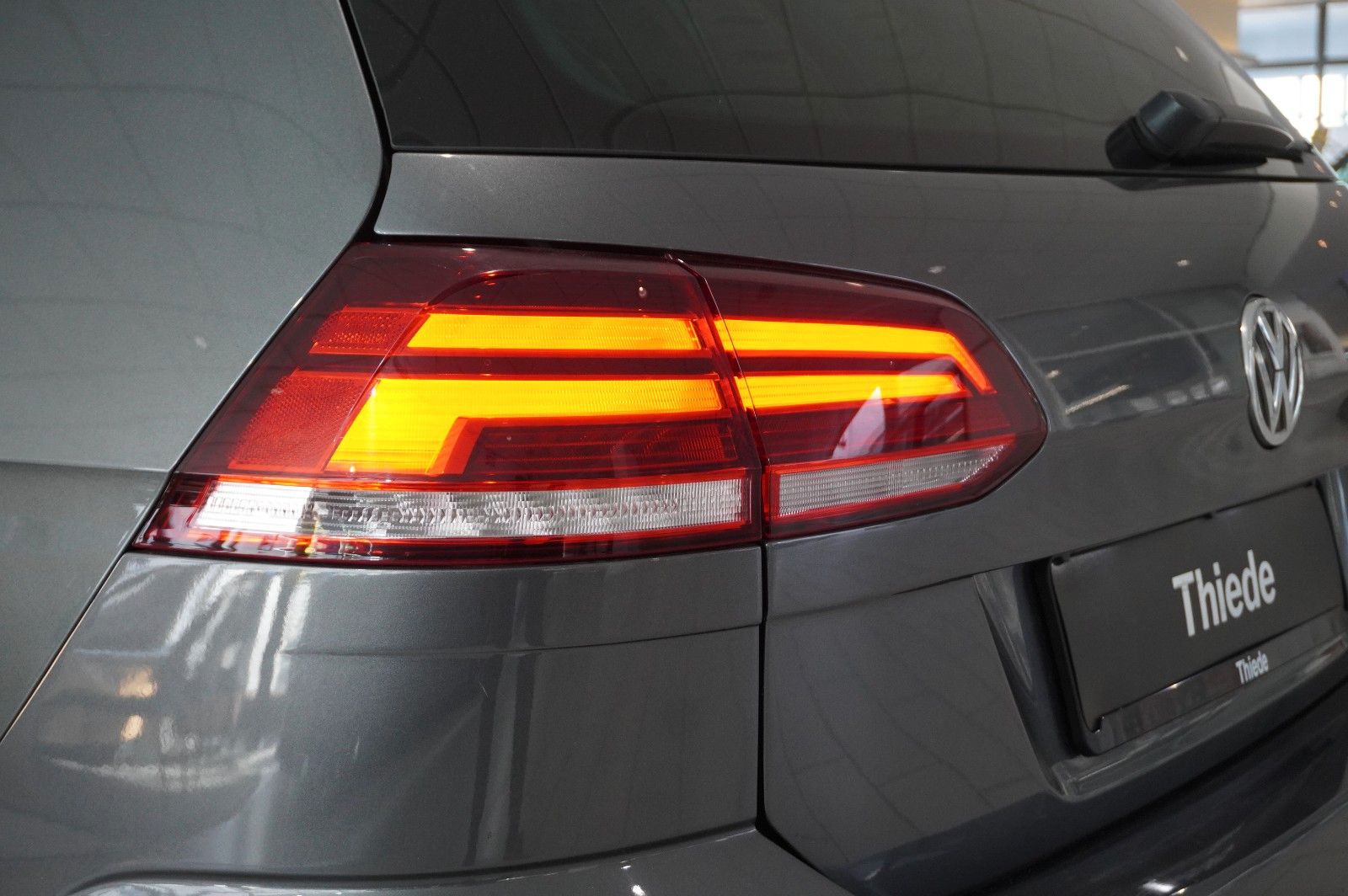 Fahrzeugabbildung Volkswagen Golf VII VARI. 1.5 TSI HIGHLINE NAVI/SPORT/AHK