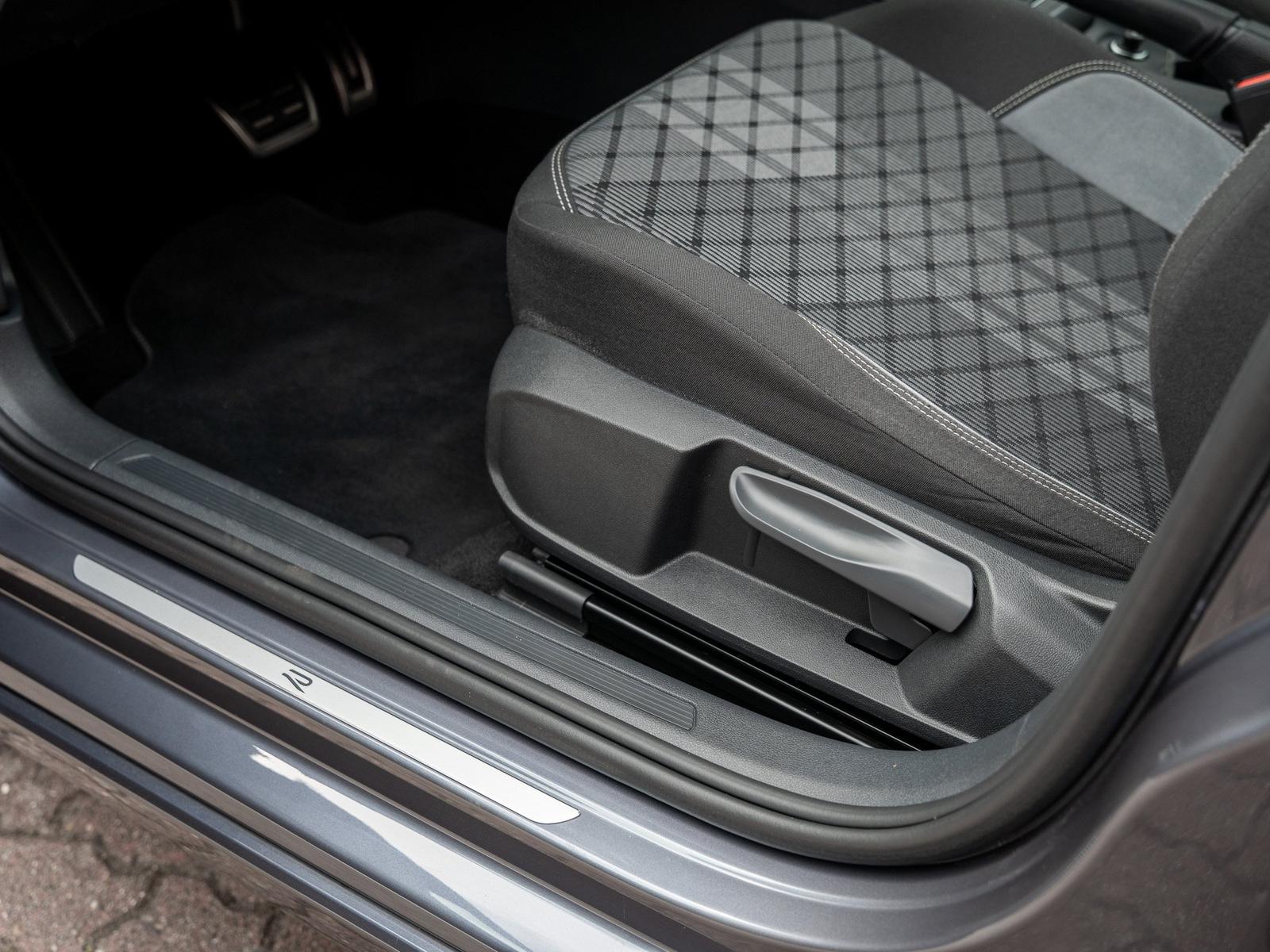 Volkswagen Taigo R-Line 1.0 TSI 7-Gang-DSG, миниатюра 25