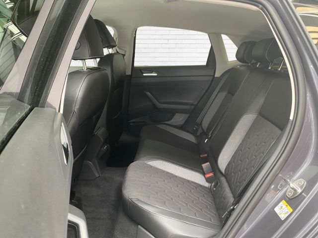 Fahrzeugabbildung Volkswagen Polo ENERGY 1,0 l TSI 70 kW (95 PS) 5-Gang KLIMA