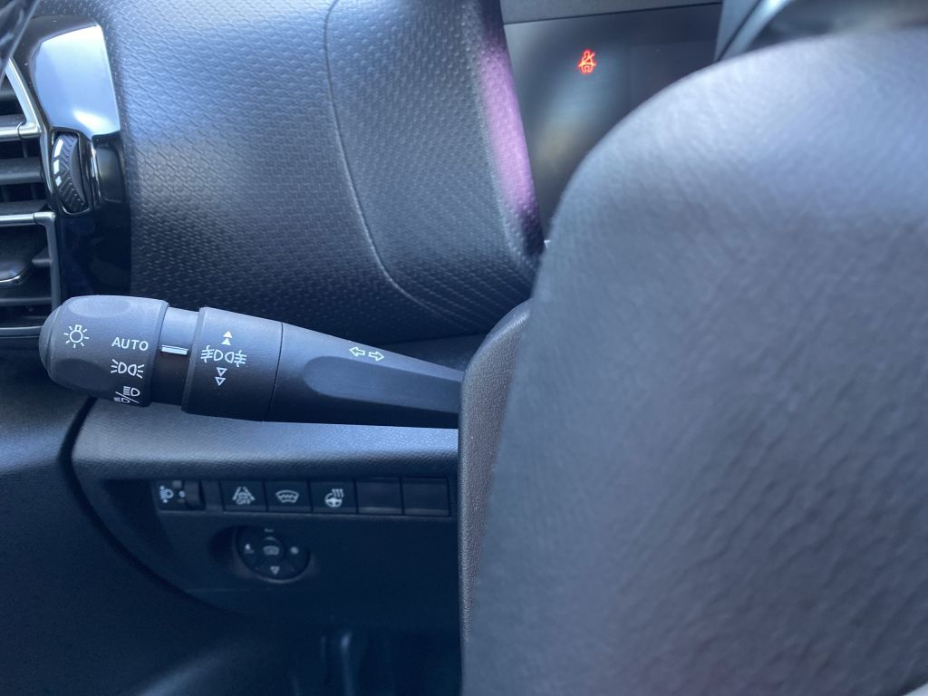 Fahrzeugabbildung Citroën C4 PureTech 130 S&S *AUTOMATIK* FEEL PACK *Sitzh