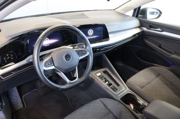 Volkswagen Golf VIII 2.0 TDI Life AID+ACC+LED+CARPLAY+ALU