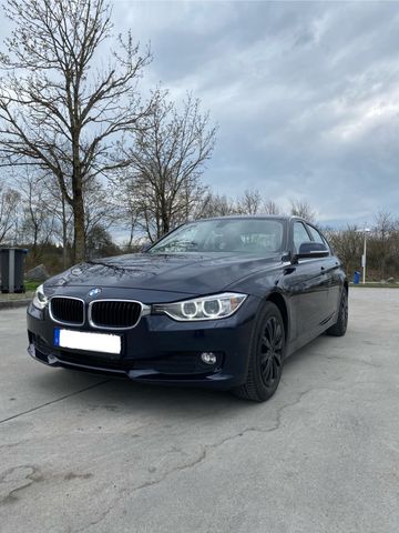 BMW 320d -