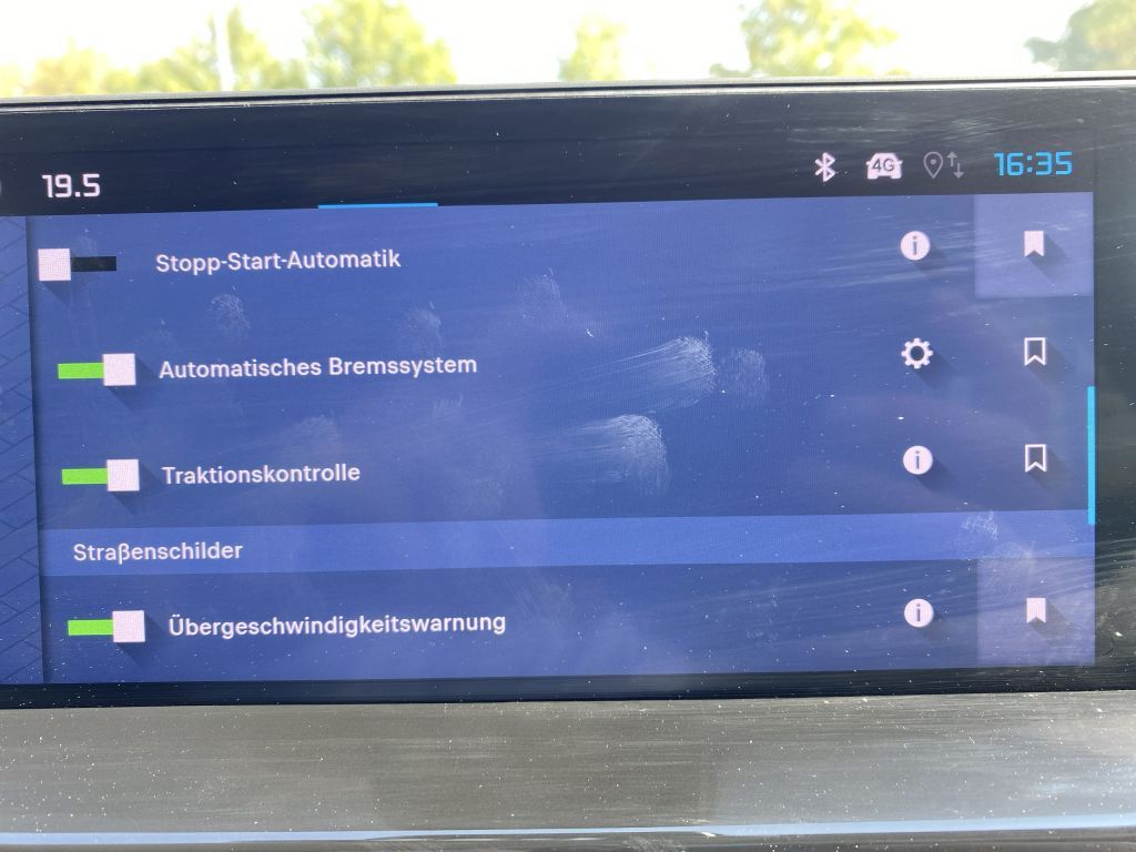 Fahrzeugabbildung Citroën C4 PureTech 130 S&S *Automatik* MAX *beh. Lenkr*