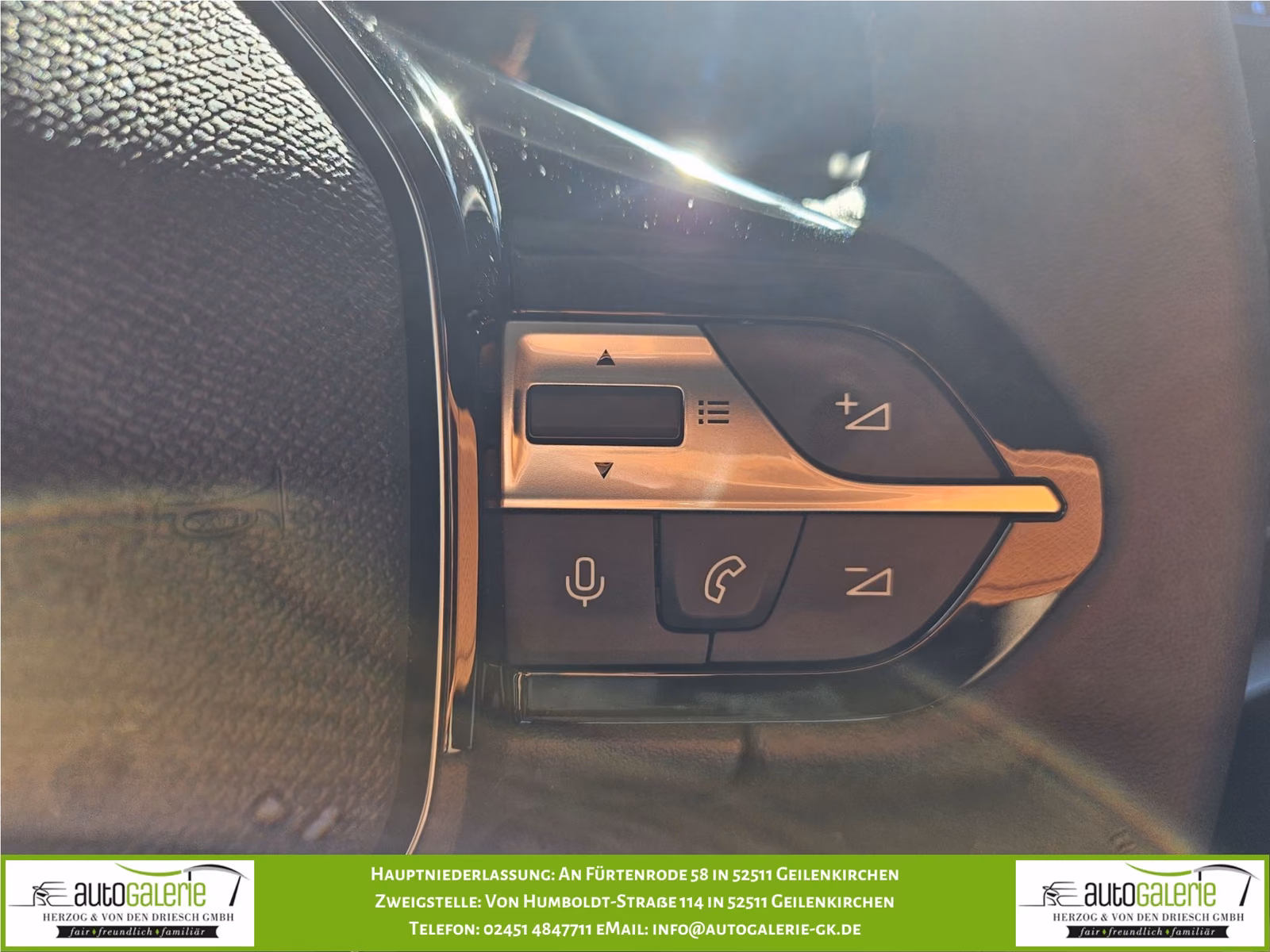 Peugeot 308 SW Hybrid 145e-DSC6 Business, миниатюра 17